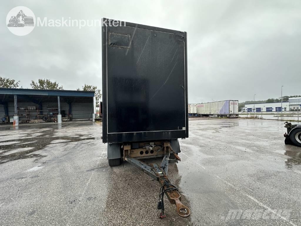 Närko D4HW13L62 Прицепы-фургоны