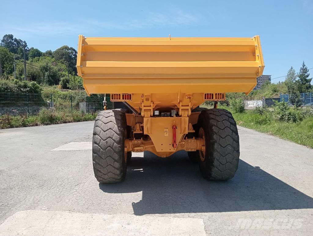 Volvo A 25 F Шарнирно-сочленённые самосвалы