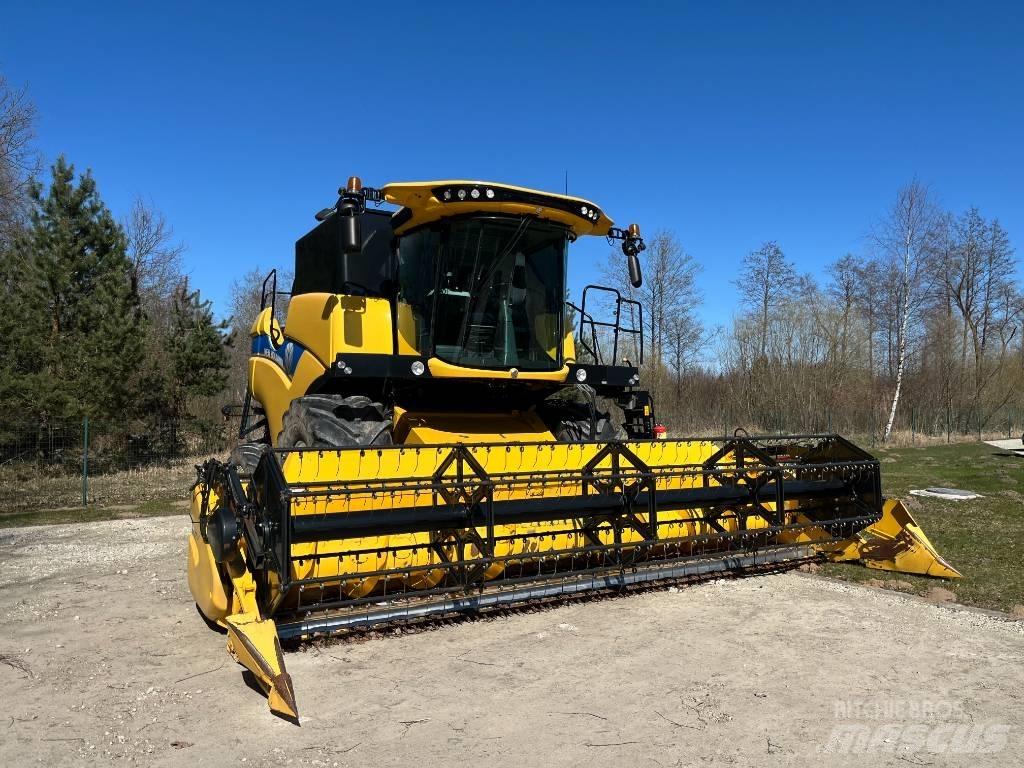 New Holland CX 6.80 Зерноуборочные комбайны
