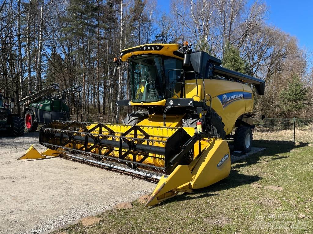 New Holland CX 6.80 Зерноуборочные комбайны
