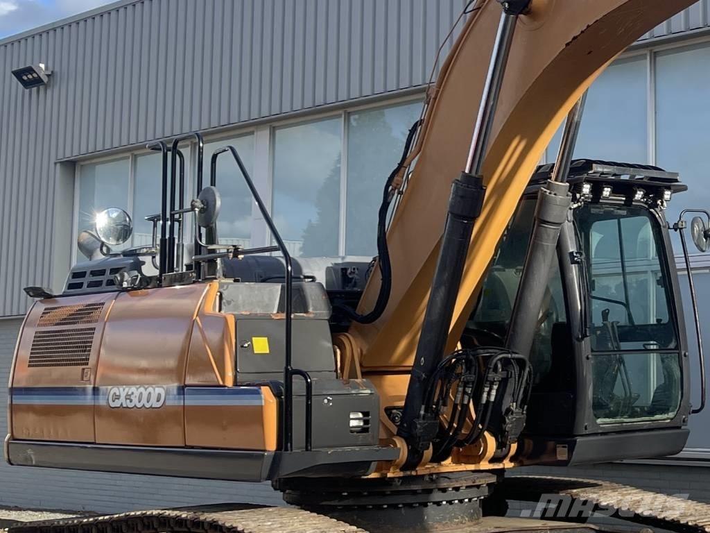 CASE CX 300 D       2017 Гусеничные экскаваторы