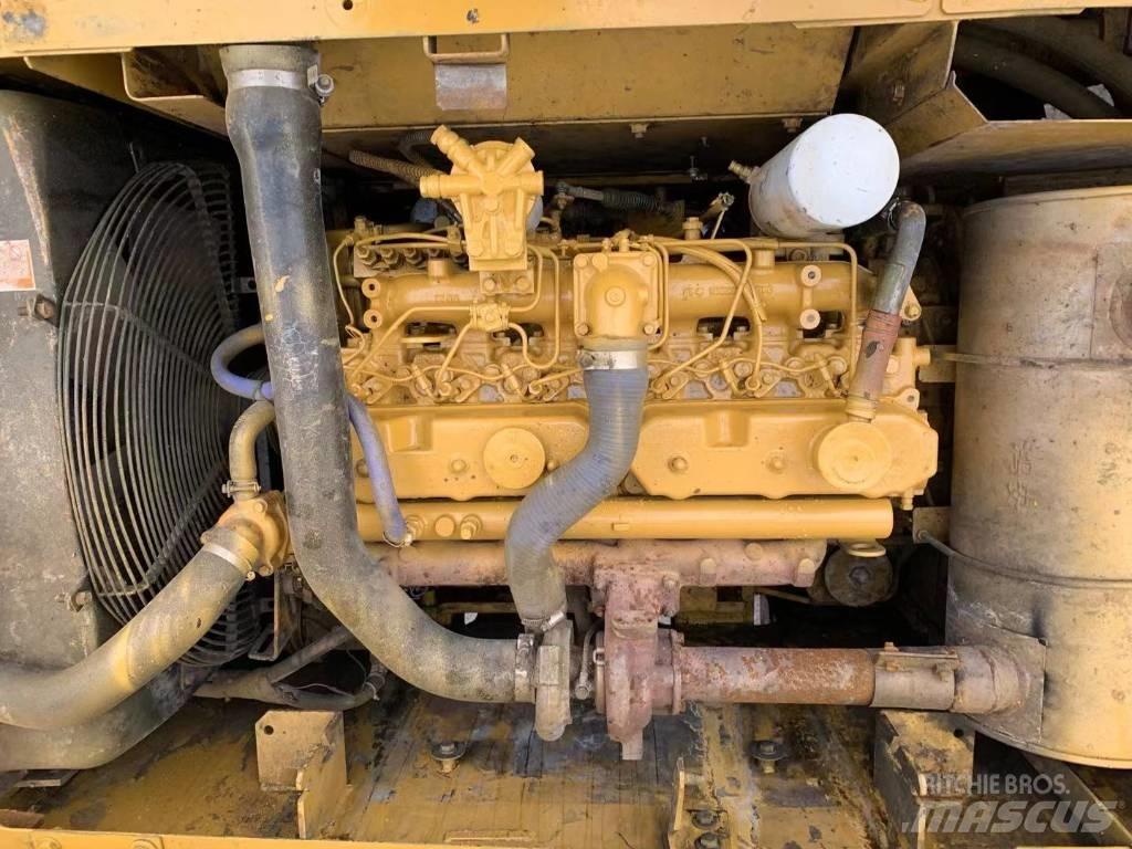CAT 320C Гусеничные экскаваторы