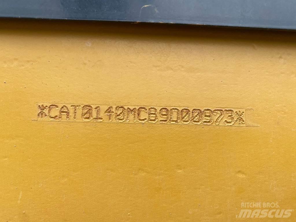 CAT 140M Грейдеры