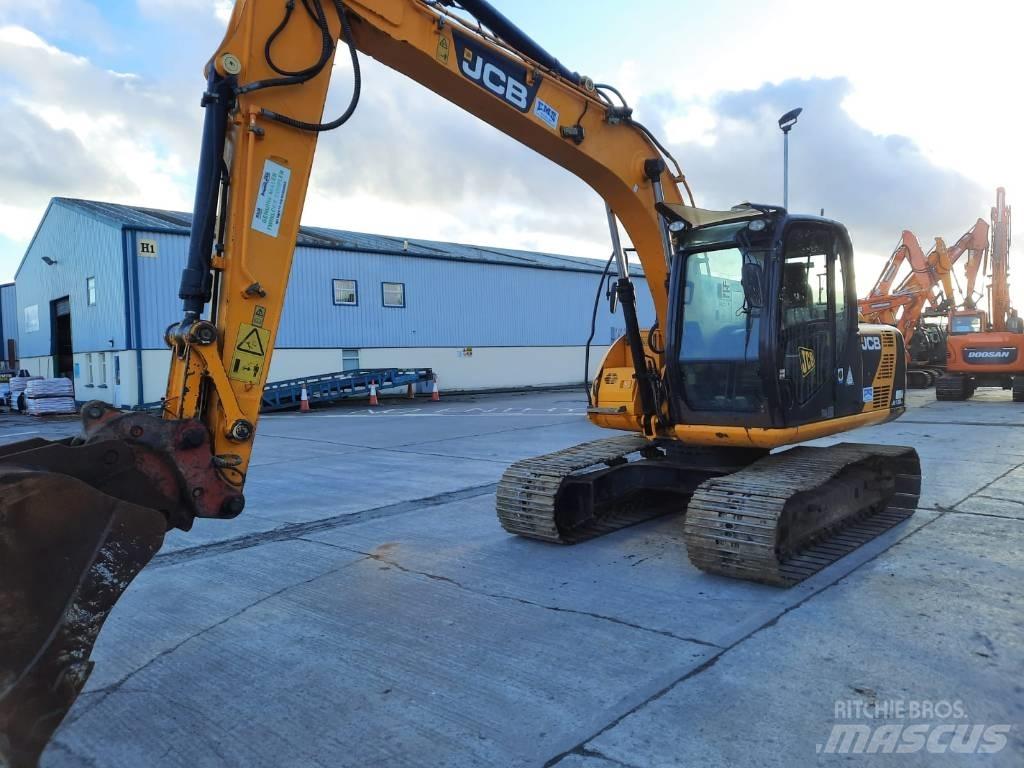 JCB JS 130 LC Гусеничные экскаваторы