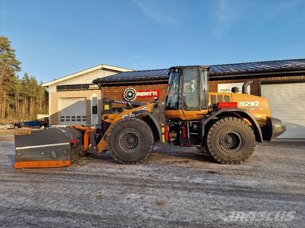 CASE 821 G2 Фронтальные погрузчики