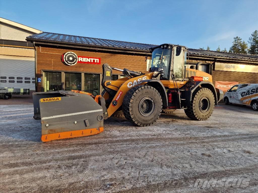 CASE 821 G2 Фронтальные погрузчики