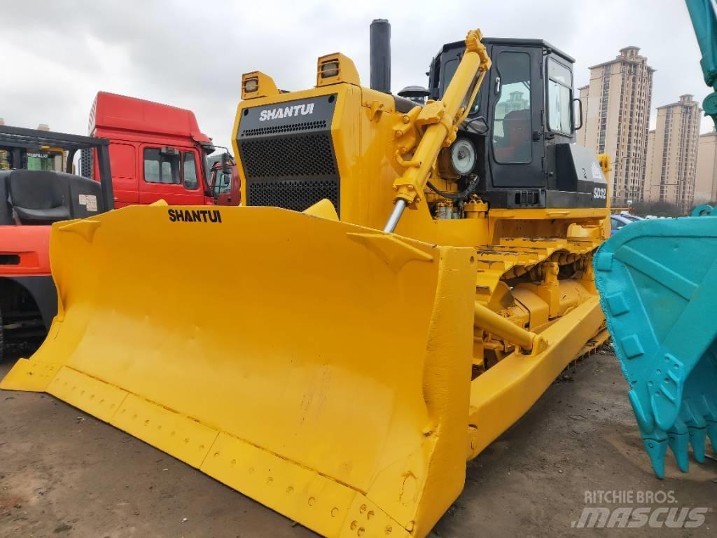 Shantui SD 32 Гусеничные бульдозеры