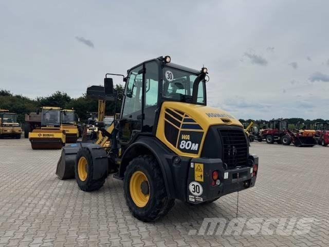 Komatsu WA 80 M Фронтальные погрузчики