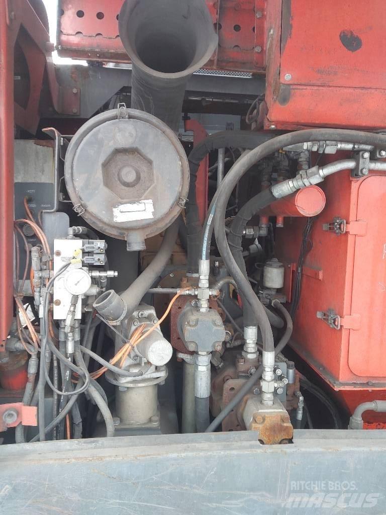 Sandvik DP 1500 i Буровые вышки