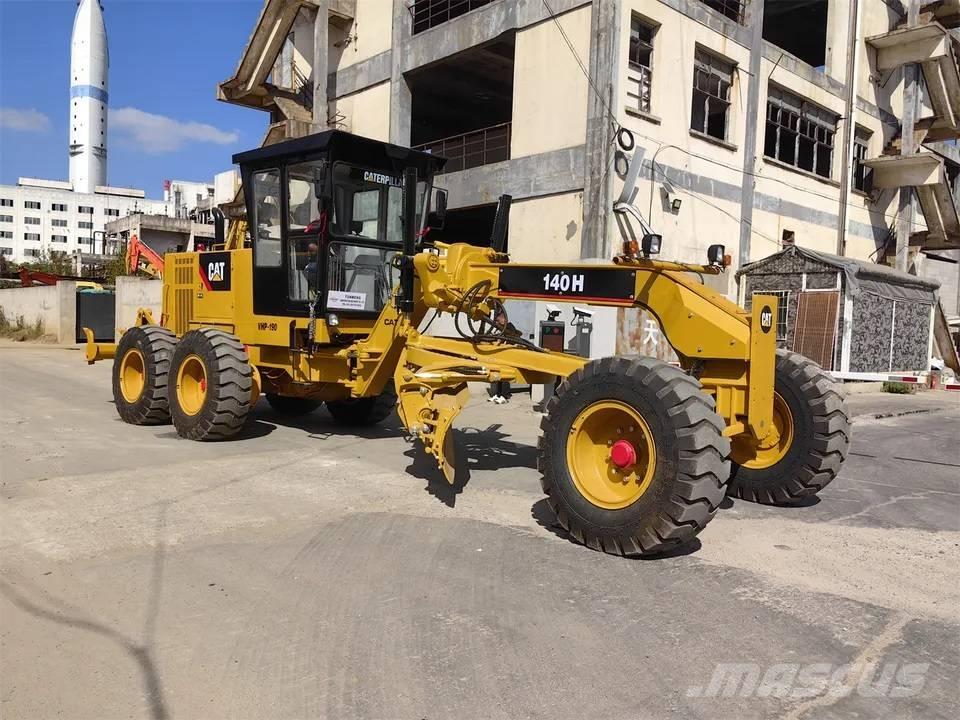 CAT 140H Грейдеры