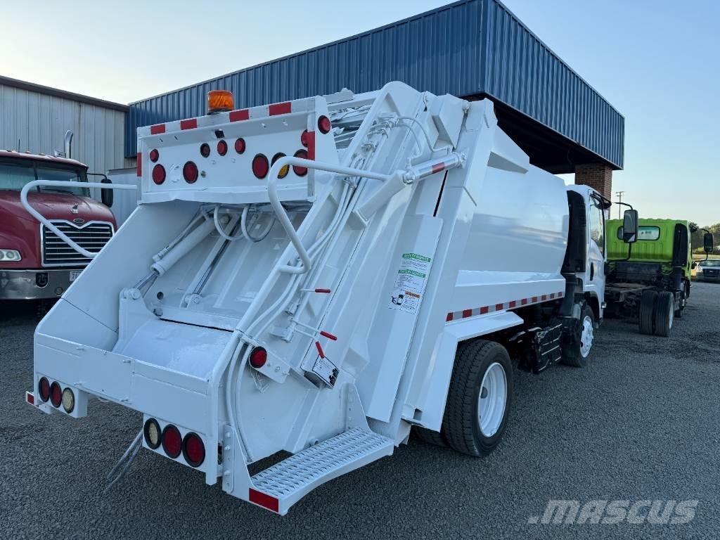 Isuzu NRR Мусоровозы