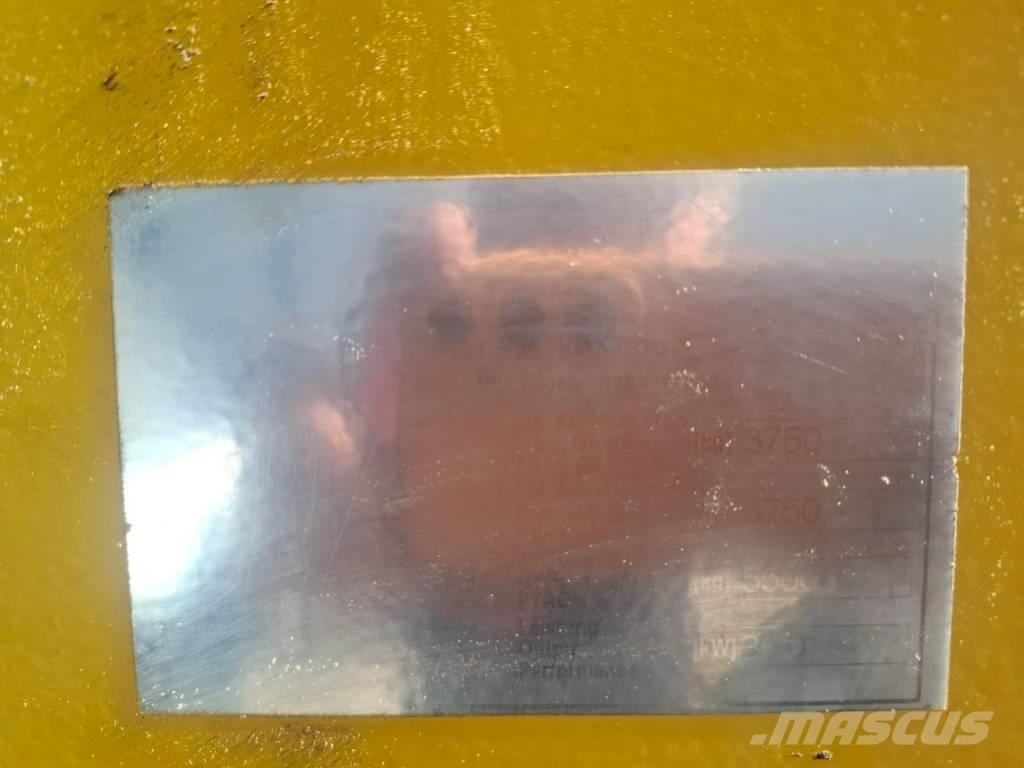 Kramer 318 Фронтальные погрузчики