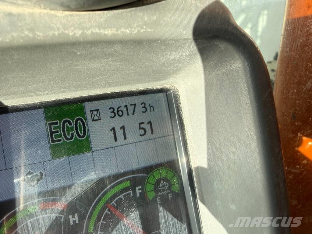 Hitachi ZX 135 US-6 Гусеничные экскаваторы