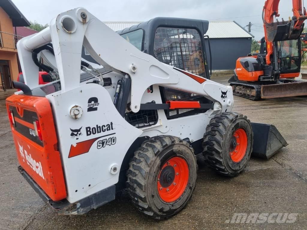Bobcat S740 Мини-погрузчики