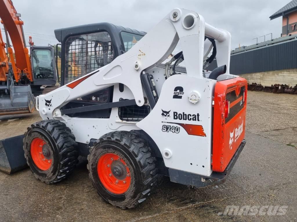 Bobcat S740 Мини-погрузчики