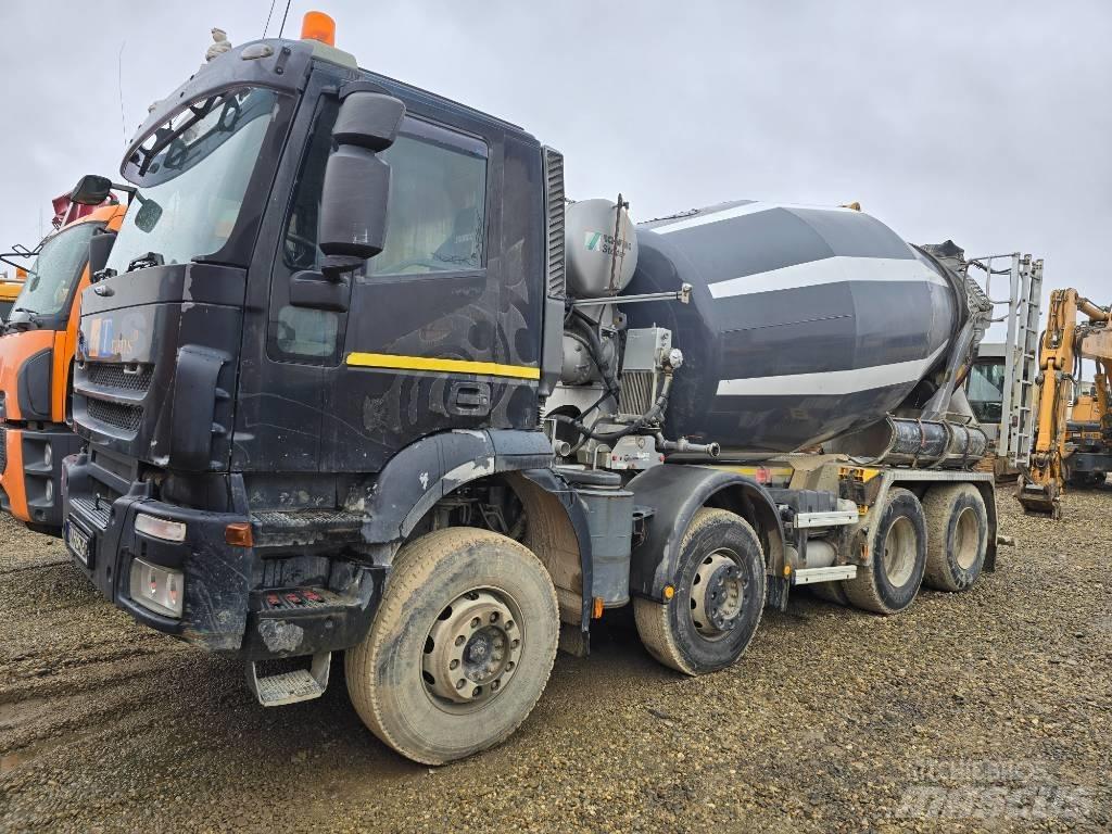 Iveco AD 340 T36 Бетоносмесители