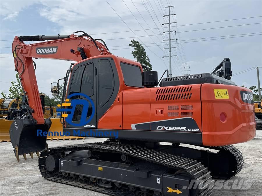 Doosan DX 225 LC-9C Гусеничные экскаваторы
