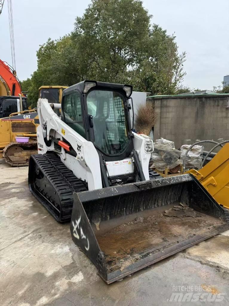 Bobcat T 770 Гусеничные фронтальные погрузчики