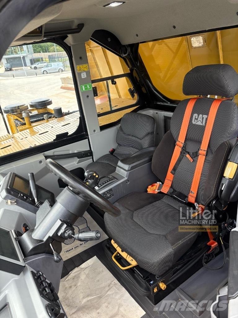CAT 775 G Карьерные самосвалы