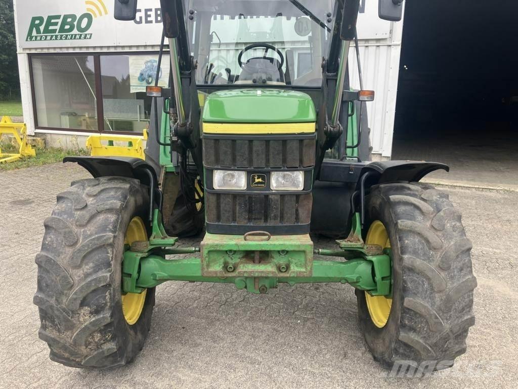 John Deere 6110 SE Трактора