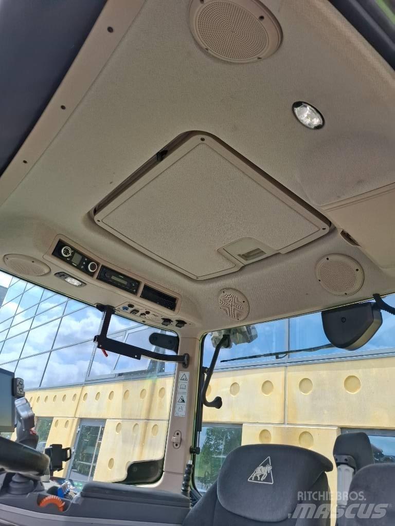 Fendt 724 Profi Plus Трактора
