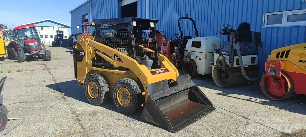 CAT 216 Мини-погрузчики