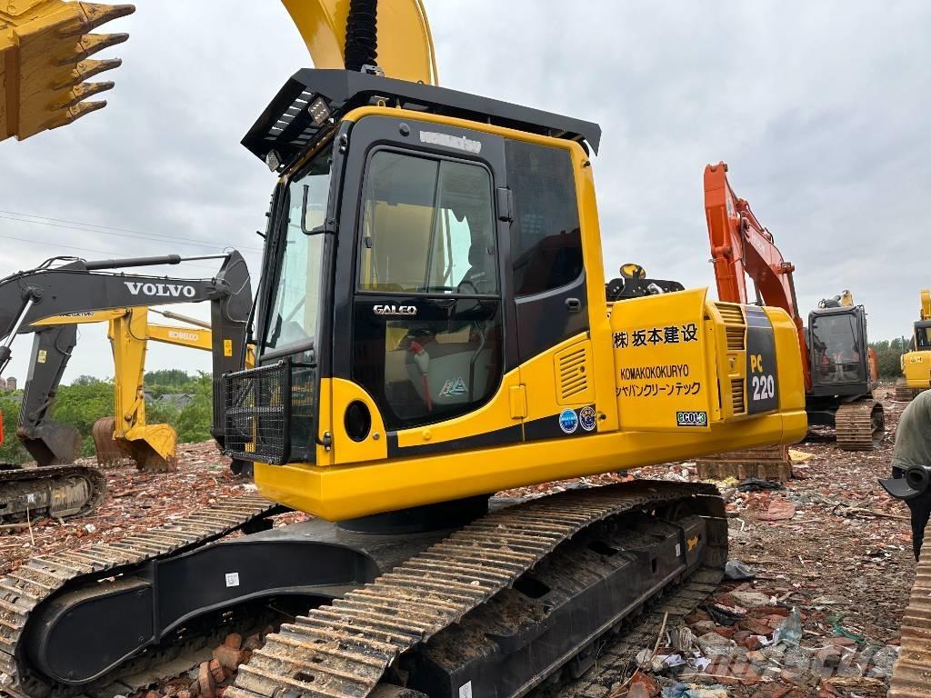Komatsu PC 220-8M Гусеничные экскаваторы