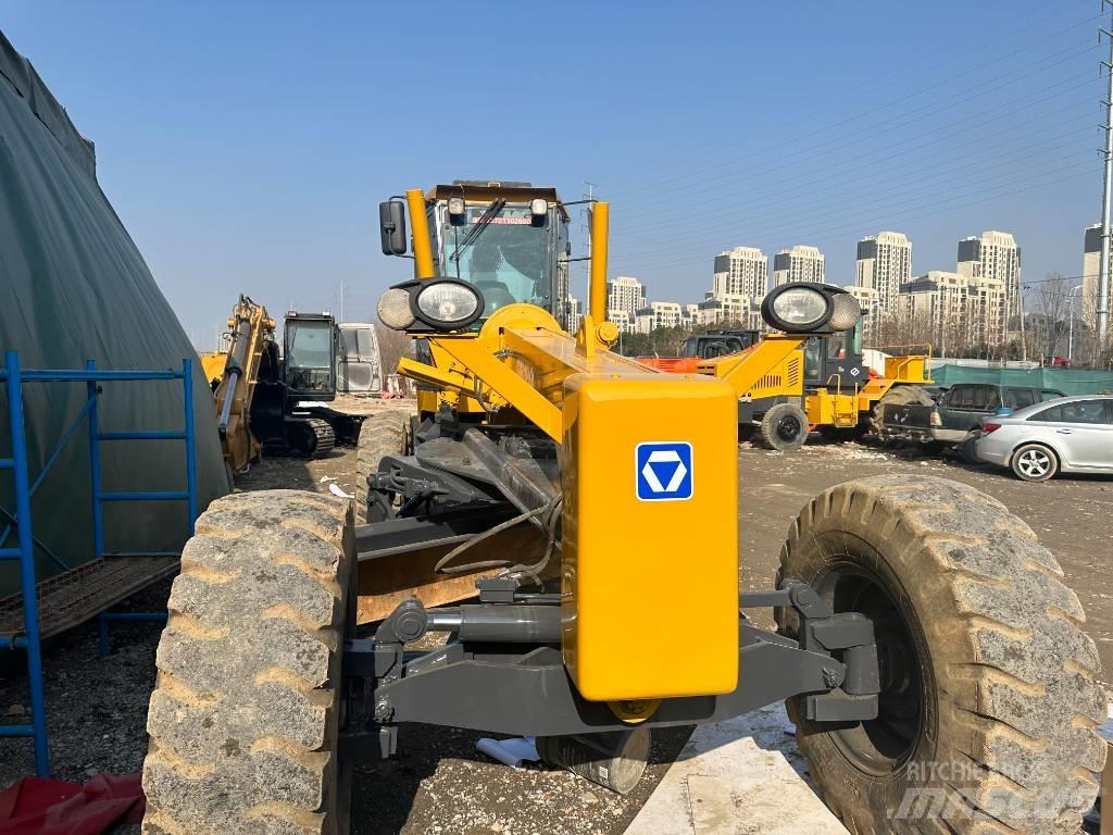 XCMG GR180 Грейдеры