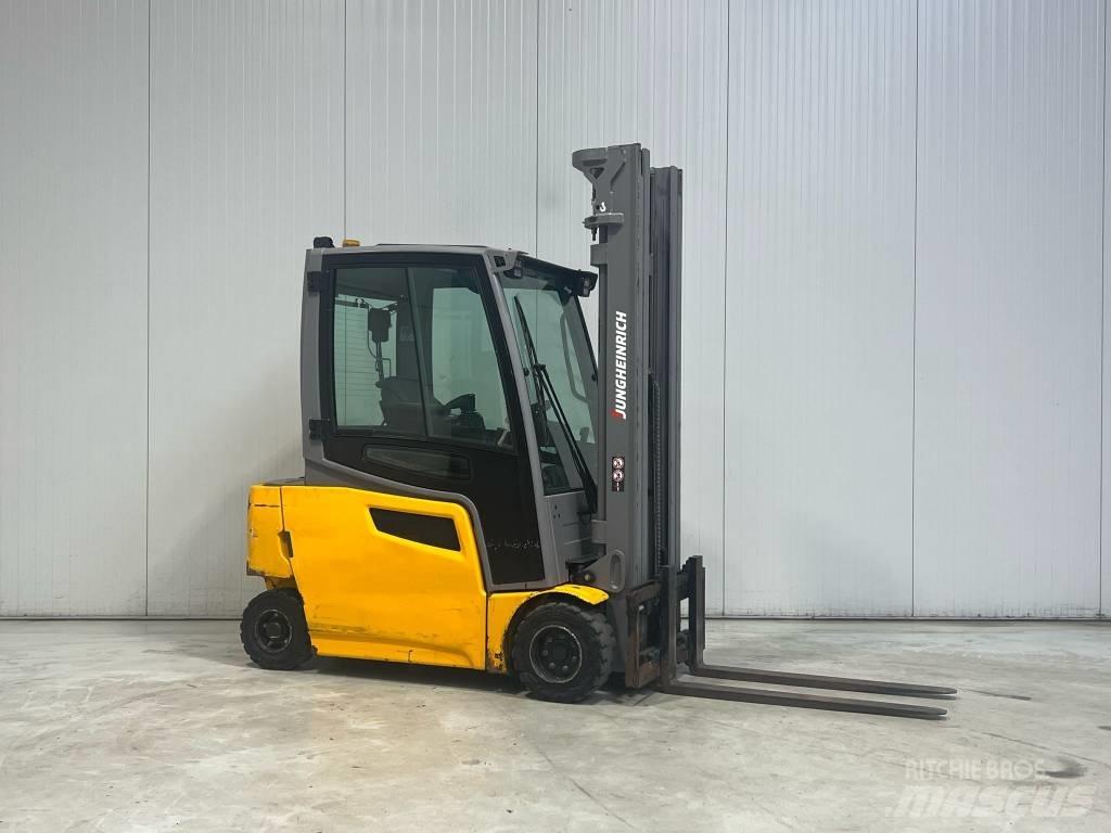 Jungheinrich EFG320 Электропогрузчики