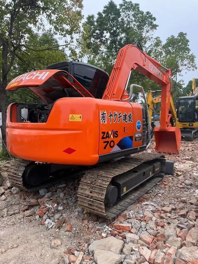 Hitachi ZX70 Малые экскаваторы 7т-12т