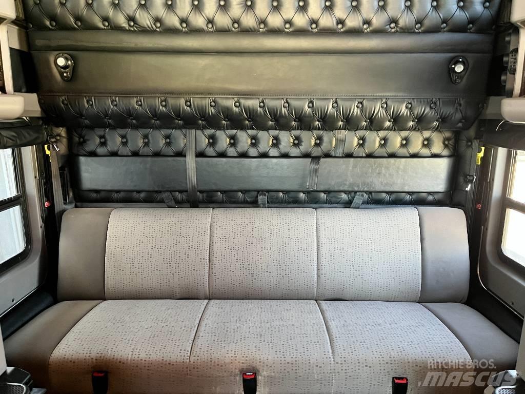 Kenworth W 900 Седельные тягачи