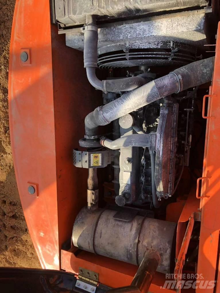 Doosan 220-7 Гусеничные экскаваторы