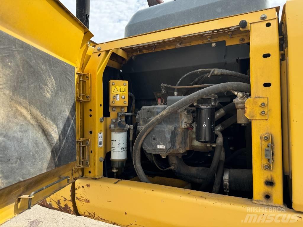Komatsu PC 290 LC-8 Гусеничные экскаваторы