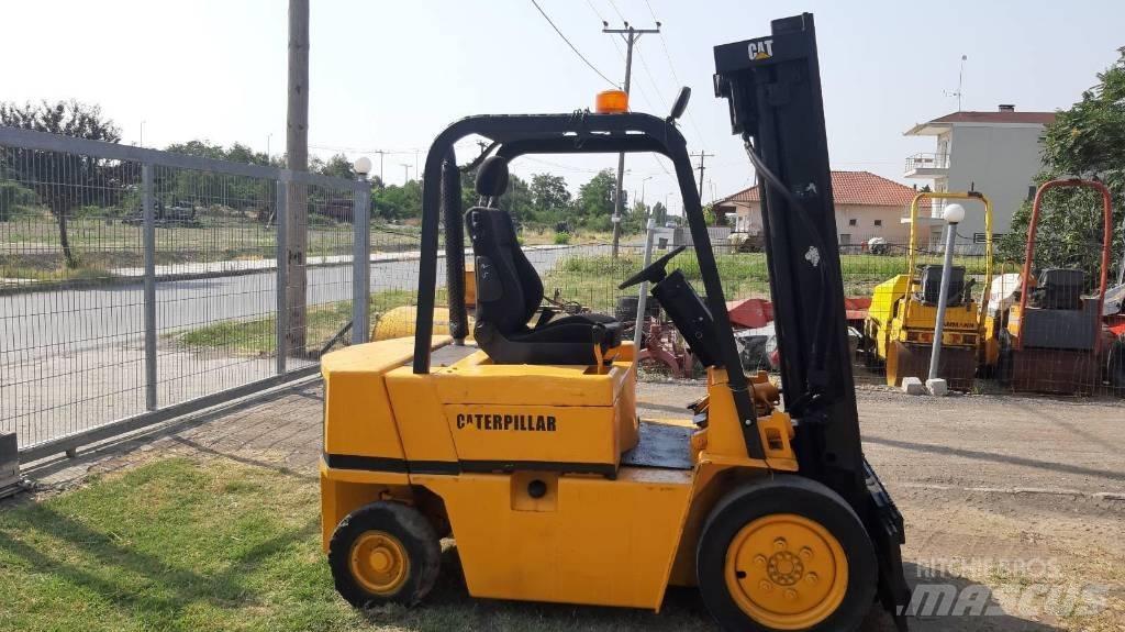CAT V 50 Дизельные погрузчики