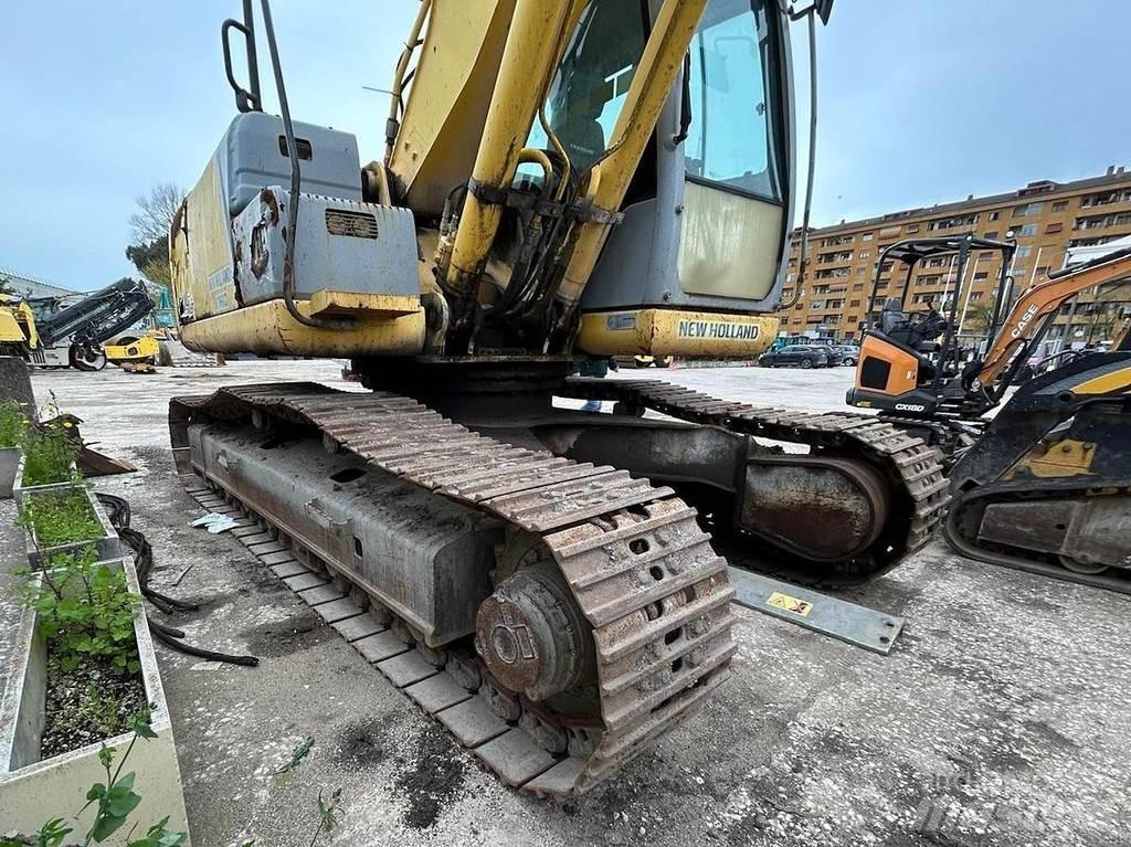 New Holland E215B Специальные экскаваторы