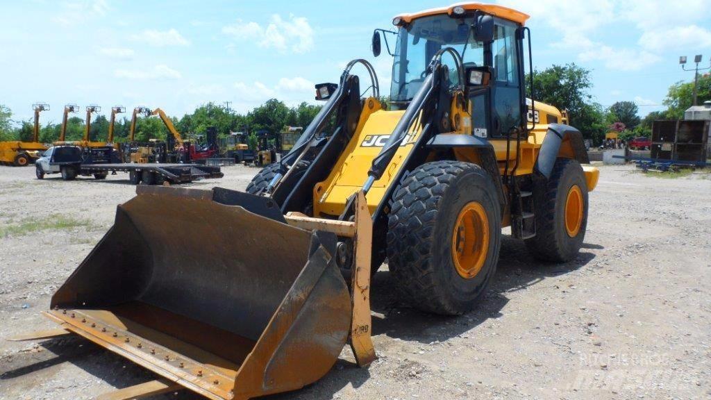 JCB 436 E HT Фронтальные погрузчики