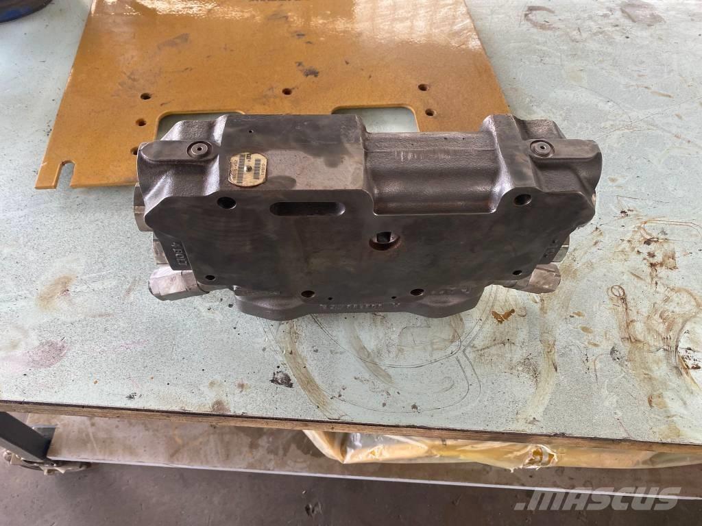 CAT 938 H Фронтальные погрузчики
