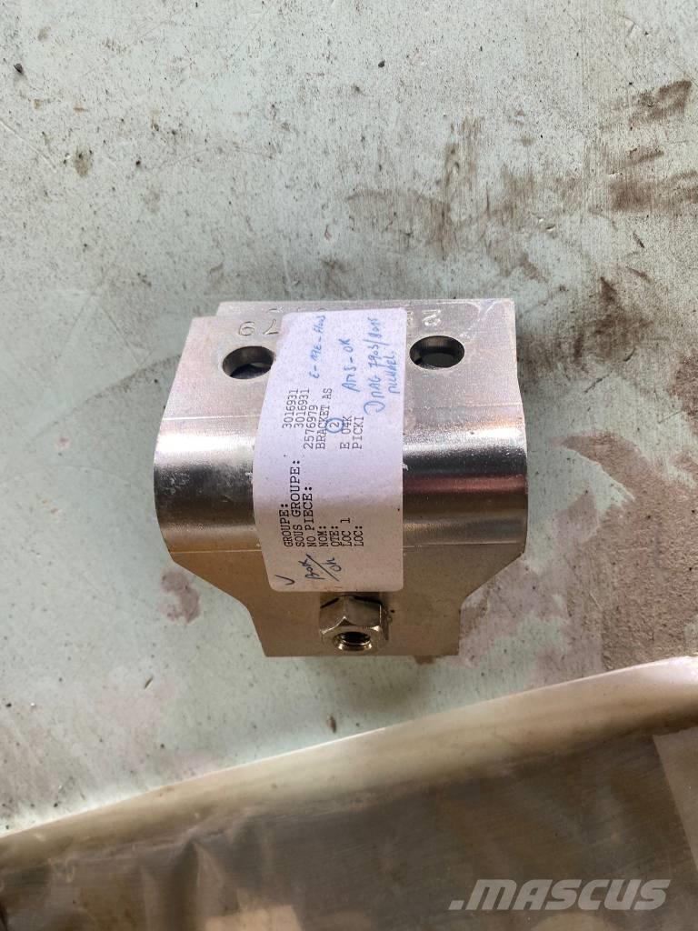 CAT 938 H Фронтальные погрузчики