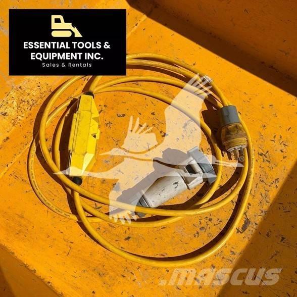 JCB HTD5E Мини-самосвалы