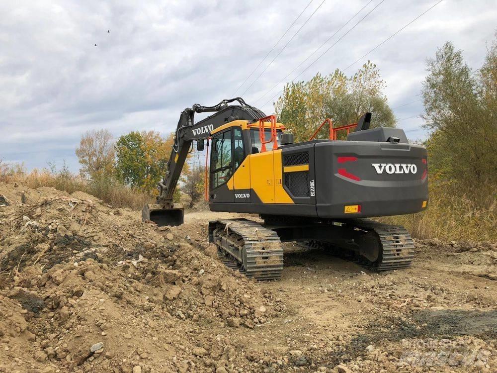 Volvo EC220 EL Гусеничные экскаваторы