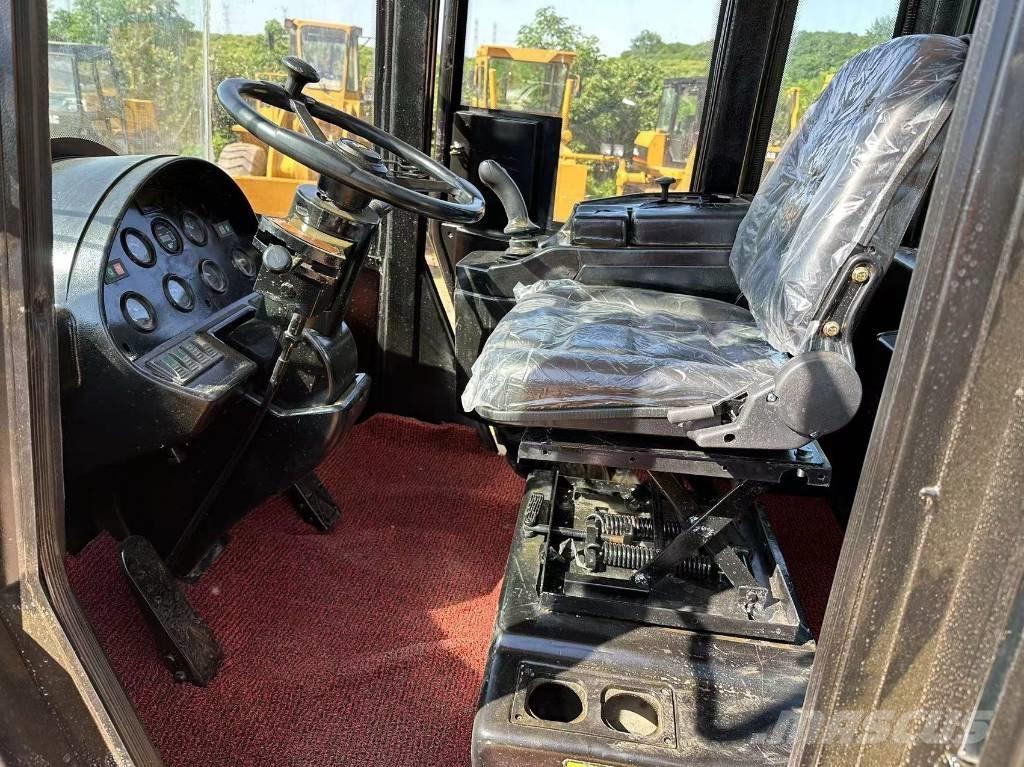 CAT 966H Фронтальные погрузчики