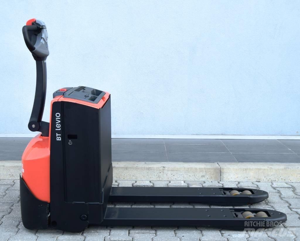 BT LWE 180 Ручные электрические тележки