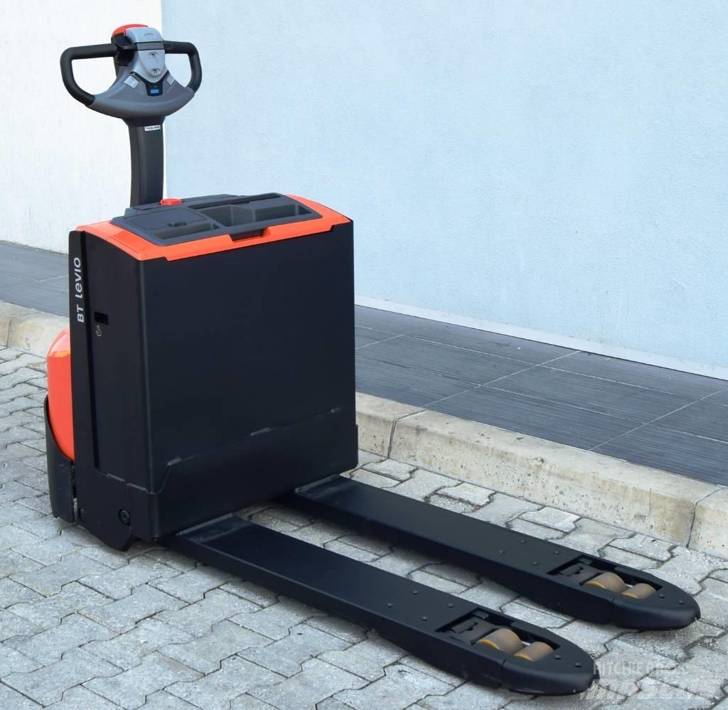 BT LWE 180 Ручные электрические тележки