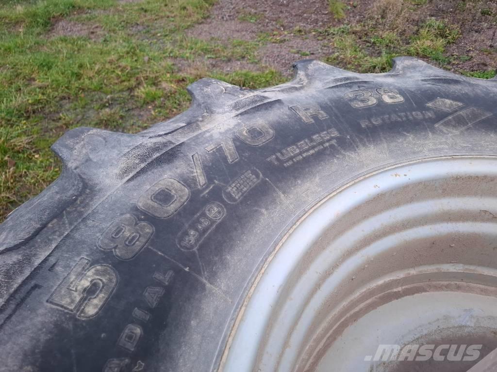 Massey Ferguson 6485 Трактора