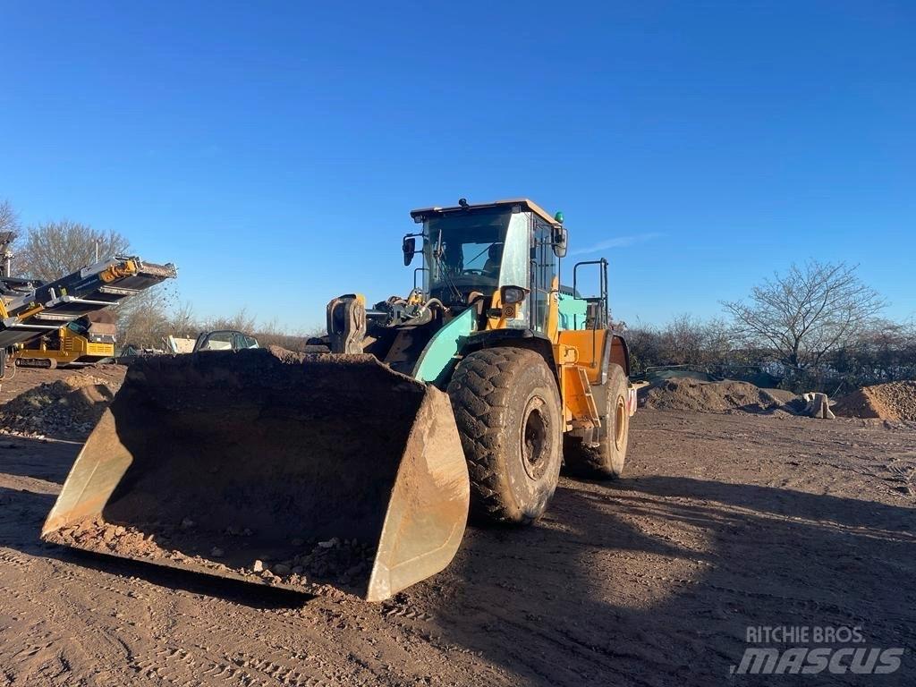 Hyundai HL970A Фронтальные погрузчики