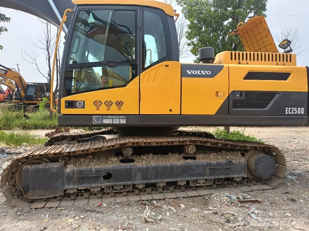 Volvo EC250D Гусеничные экскаваторы