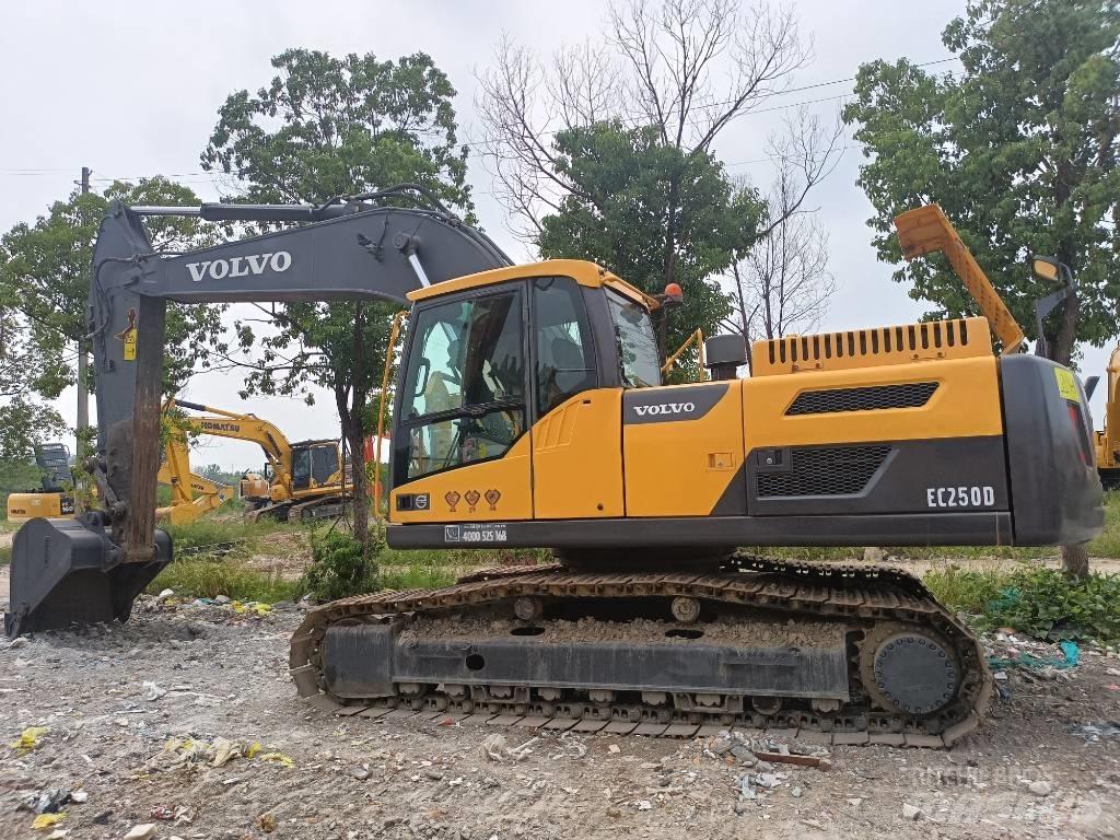 Volvo EC250D Гусеничные экскаваторы