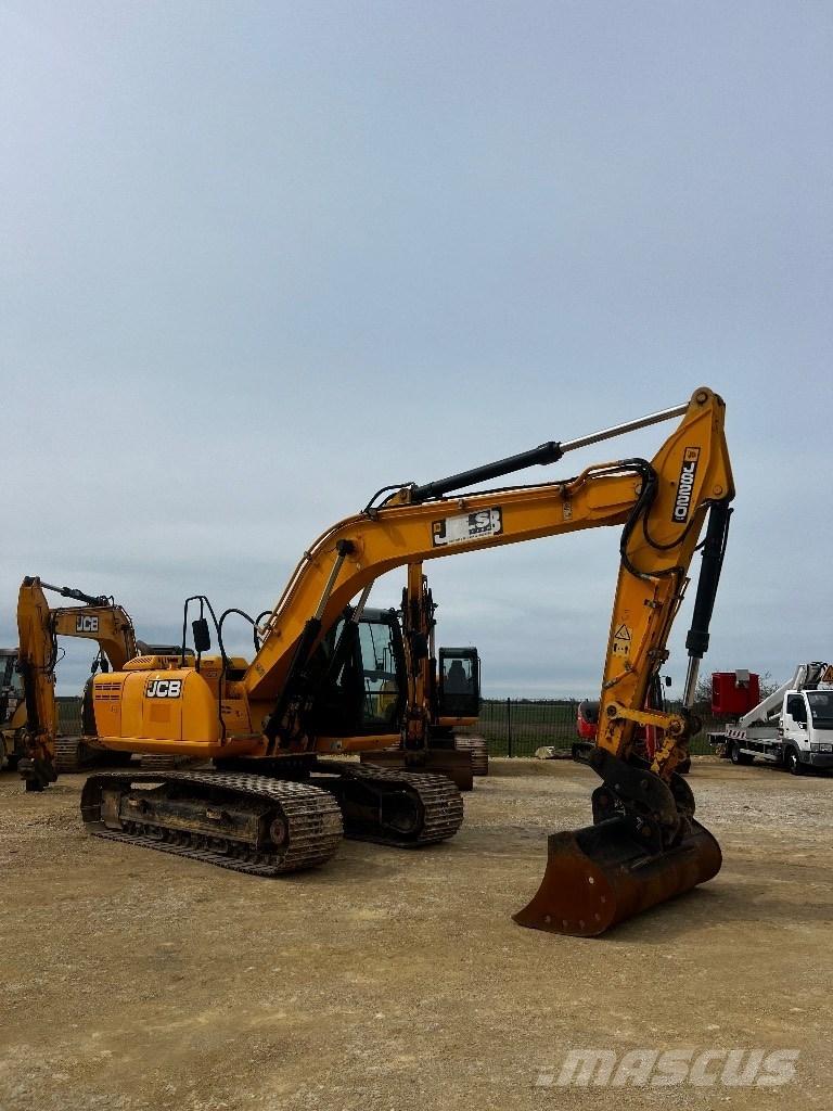 JCB JS 220 N LC Гусеничные экскаваторы