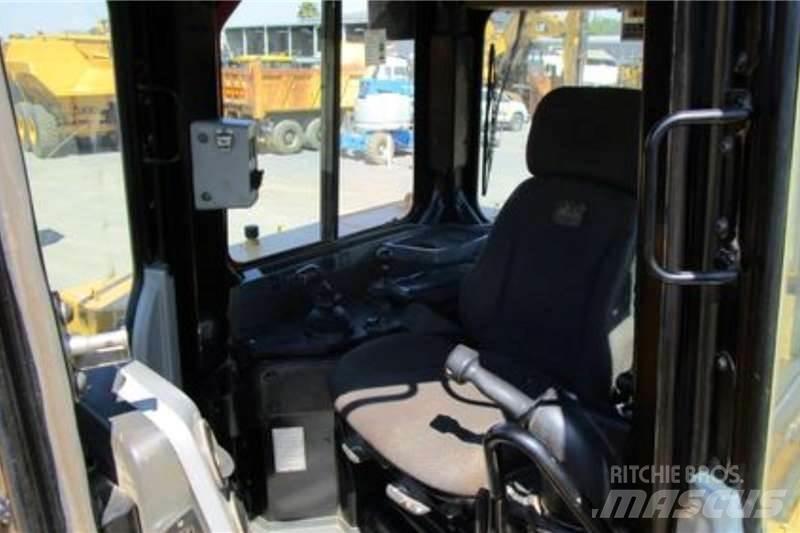 CAT D8R Гусеничные бульдозеры