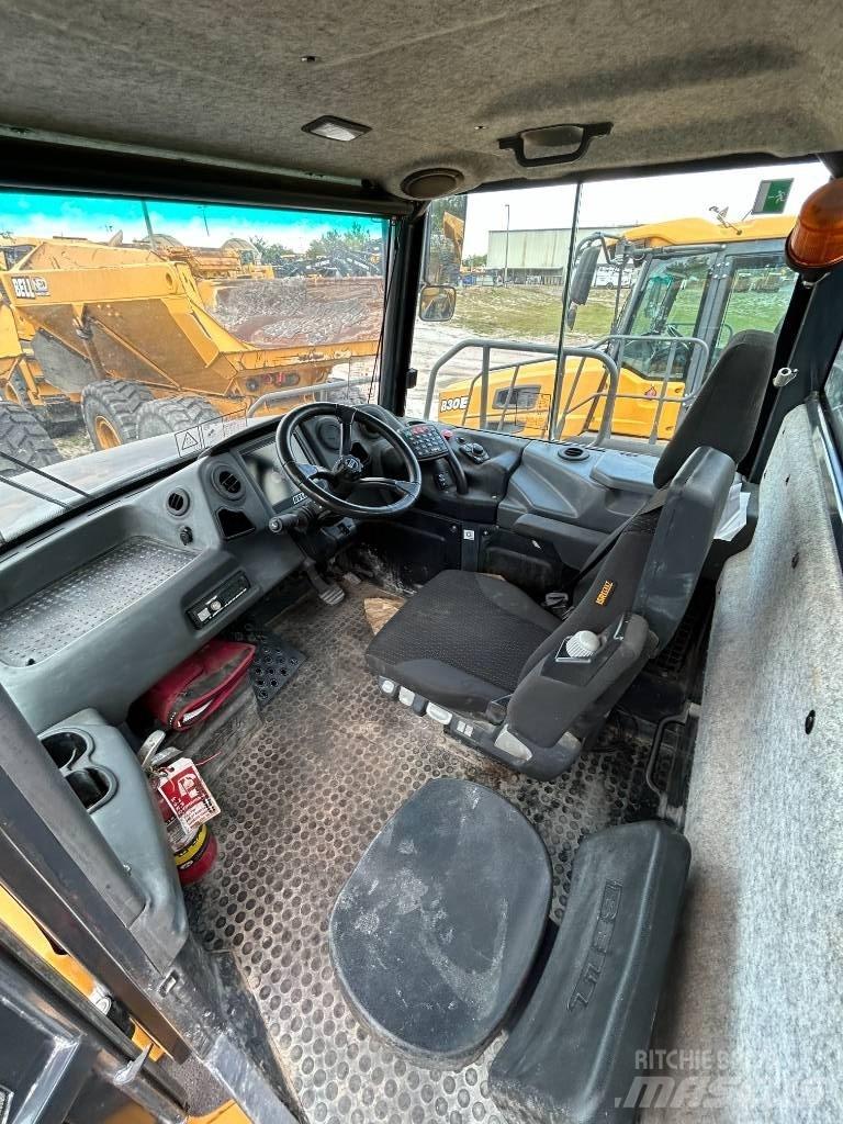 Bell B30E Шарнирно-сочленённые самосвалы